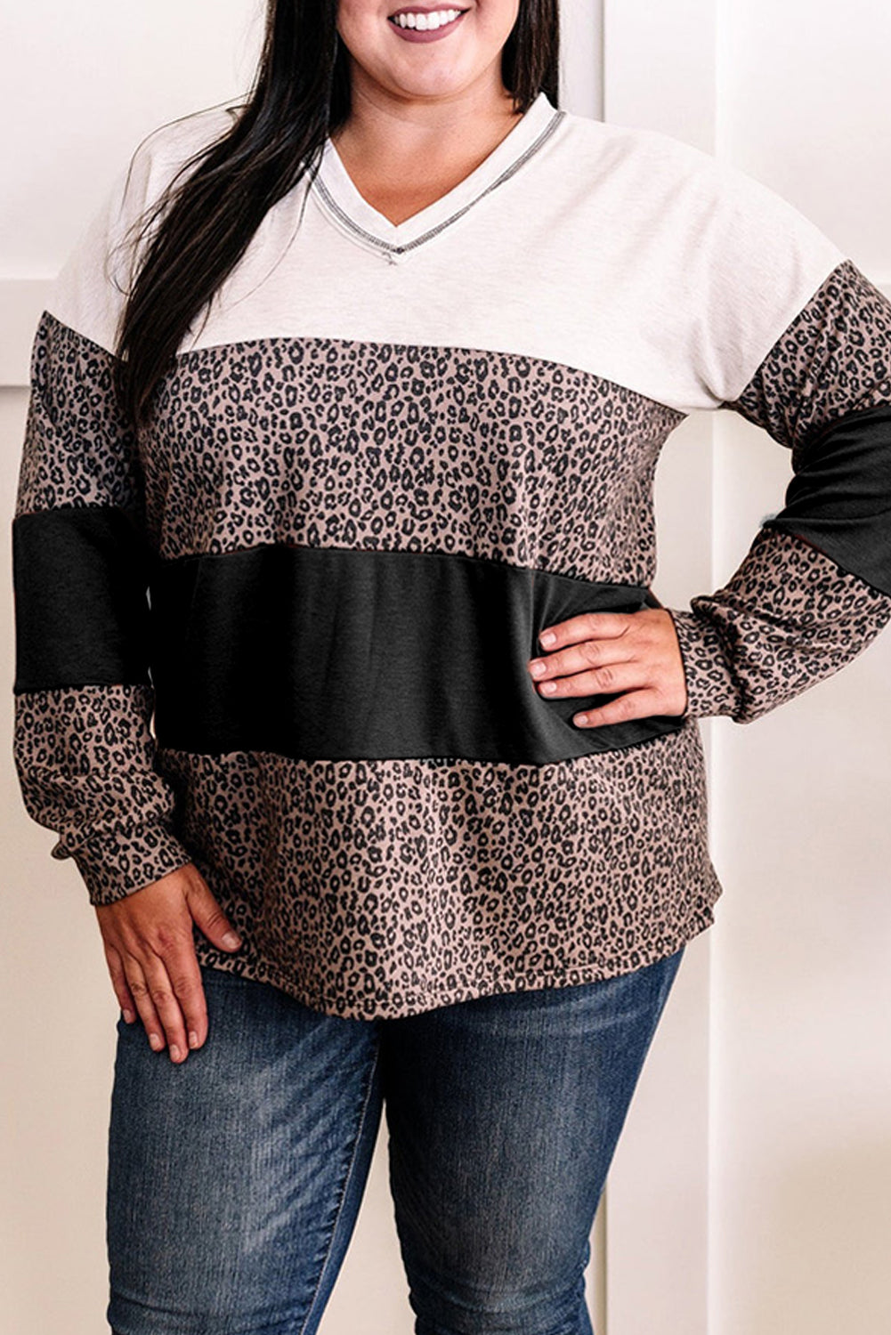 Black Leopard Print Colorblock V Neck Long Sleeve Plus Size Top