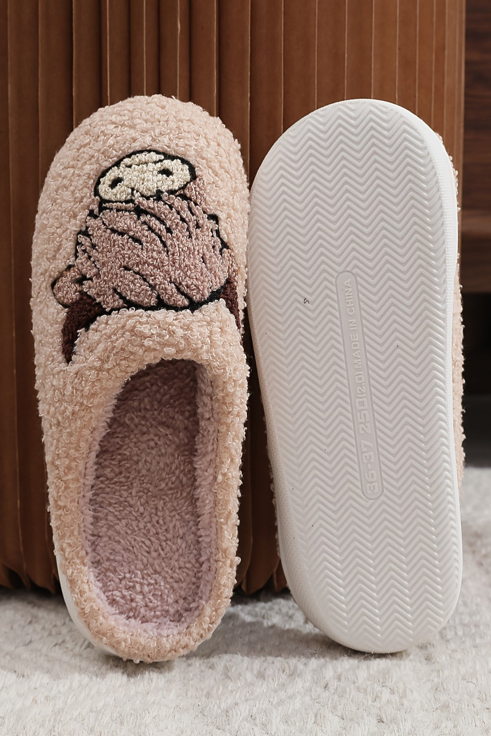 Parchment Cartoon Animal Plush Slippers