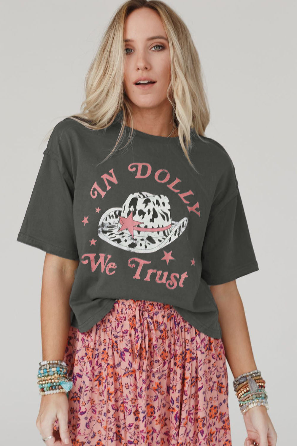 Gray WE TRUST IN DOLLY Western Fashion Graphic Tee - The Red Leopard Boutique 