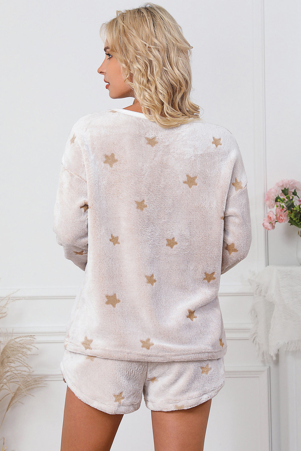 White Plush Star Pattern Long Sleeve Pullover and Shorts Lounge Set - The Red Leopard Boutique 