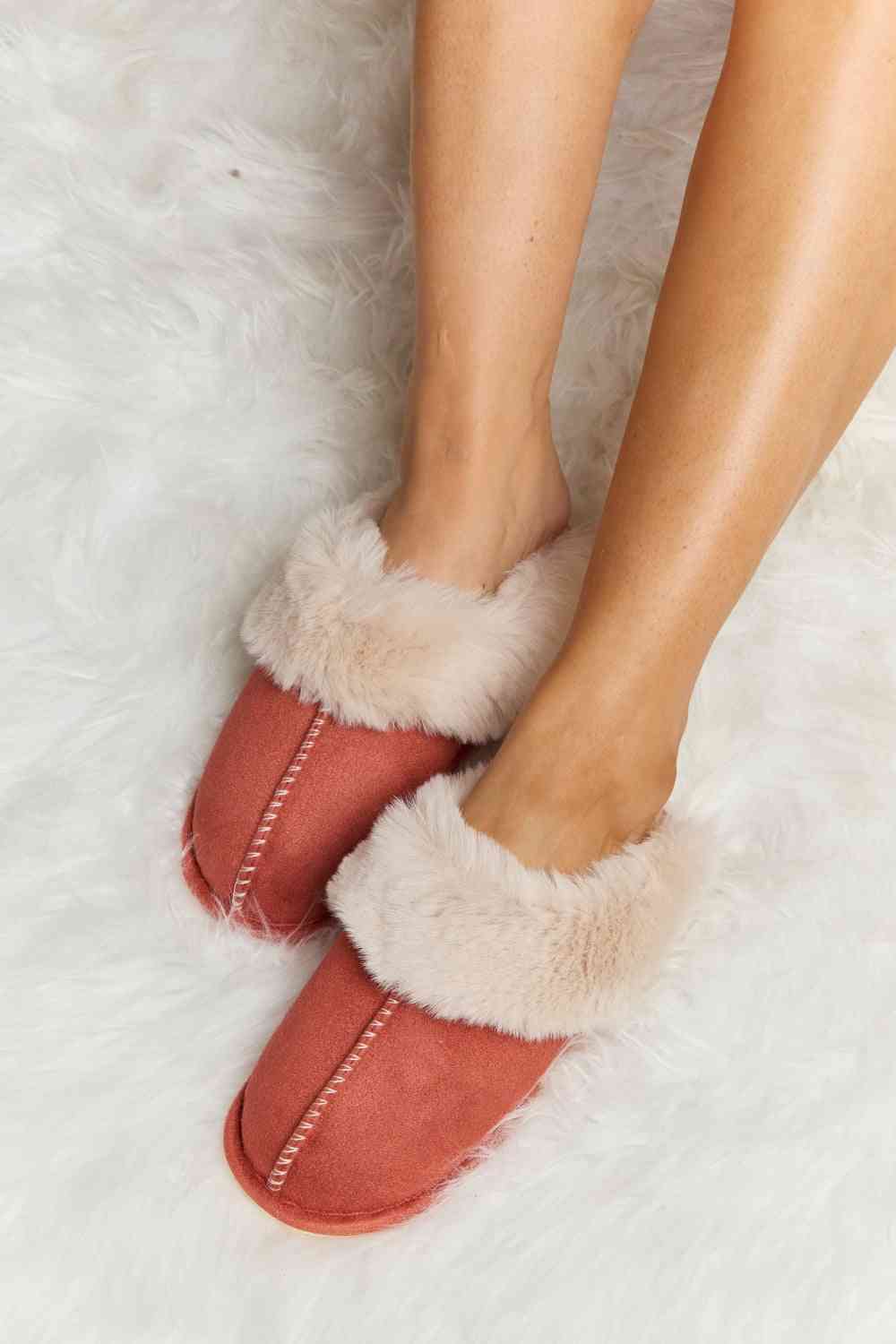 Melody Fluffy Indoor Slippers - The Red Leopard Boutique 