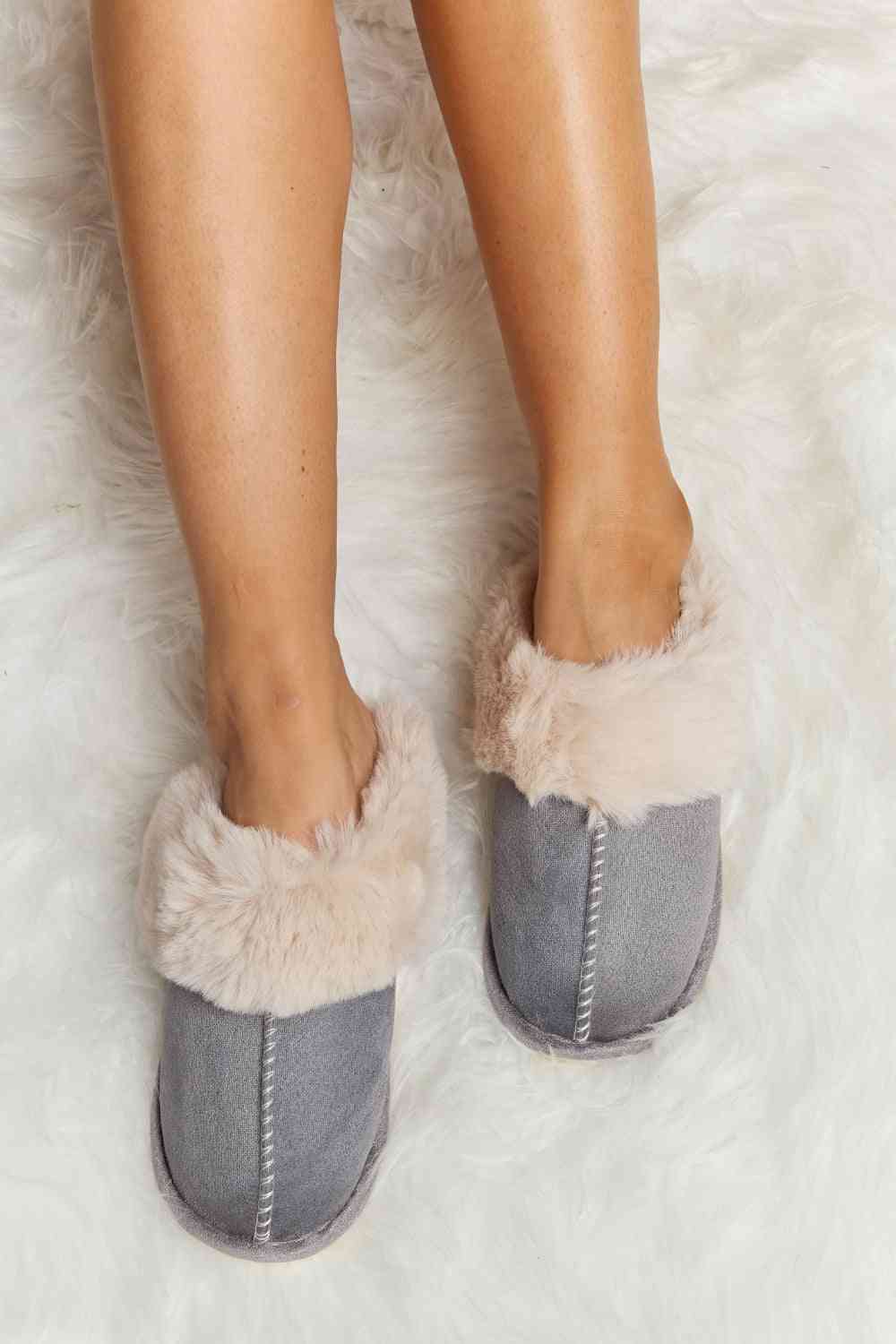 Melody Fluffy Indoor Slippers - The Red Leopard Boutique 