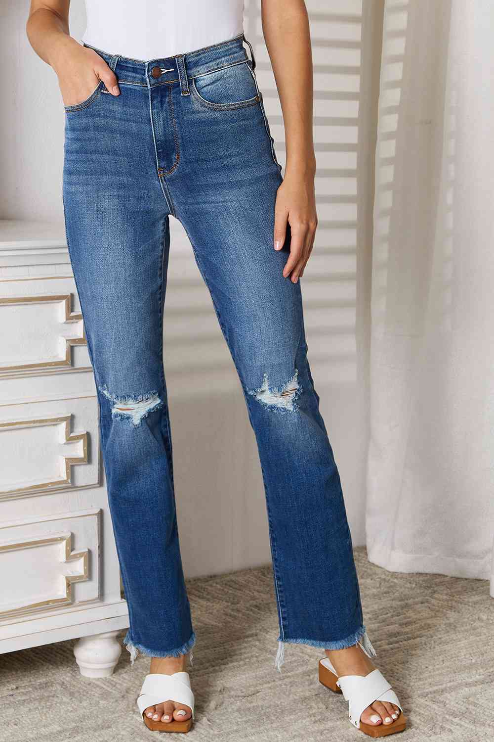 Judy Blue Full Size Distressed Raw Hem Jeans - The Red Leopard Boutique 