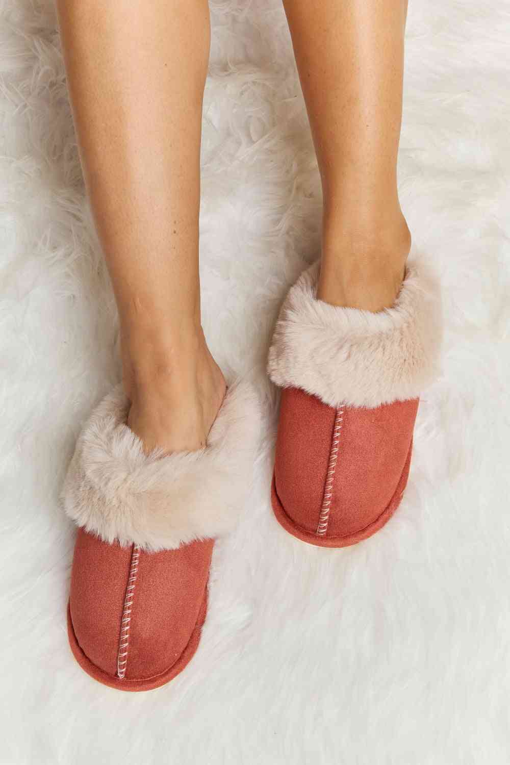 Melody Fluffy Indoor Slippers - The Red Leopard Boutique 